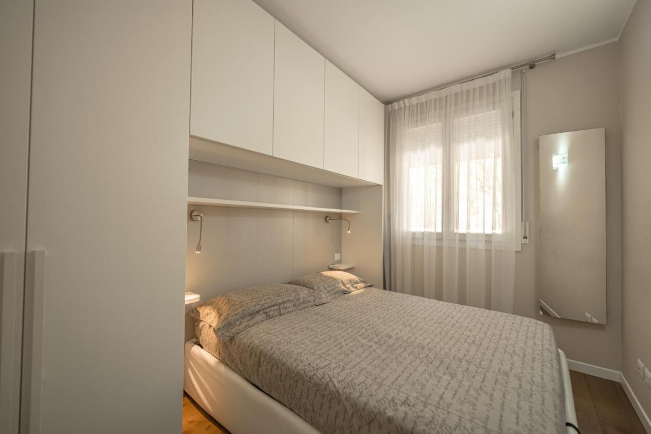Appartamento Incantevole Con Piscina Vallecrosia Zewnętrze zdjęcie
